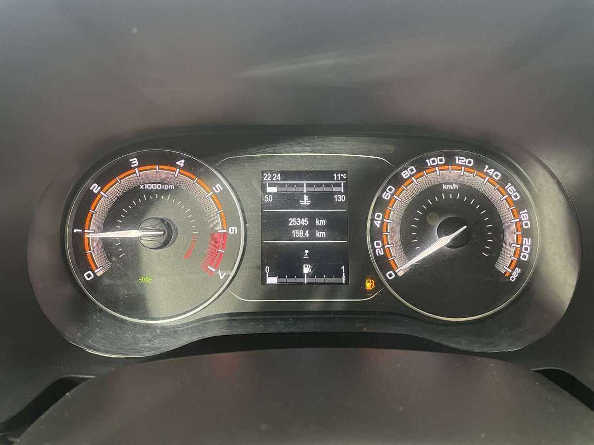 Купить Lada (ВАЗ) Vesta с пробегом. Фото: #10