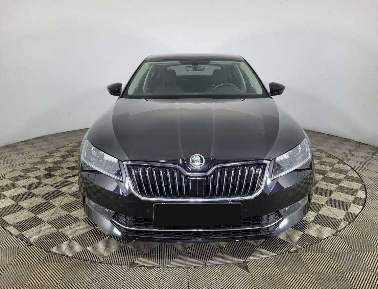 Купить Skoda Superb с пробегом. Фото: #1