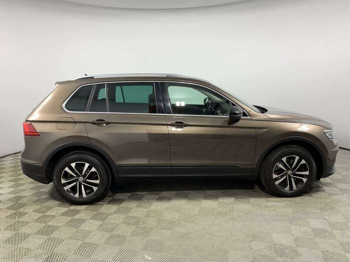 Купить Volkswagen Tiguan с пробегом. Фото: #3