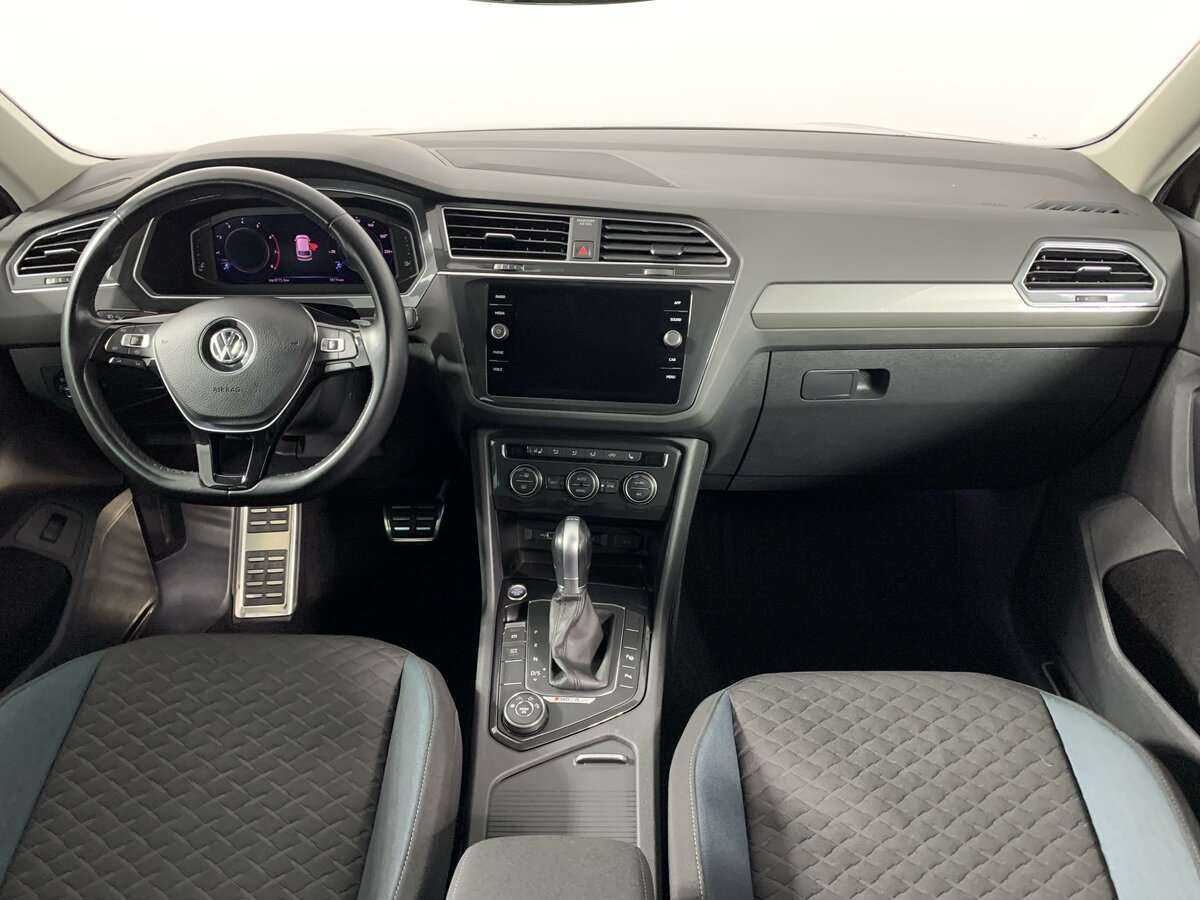 Купить Volkswagen Tiguan с пробегом. Фото: #11