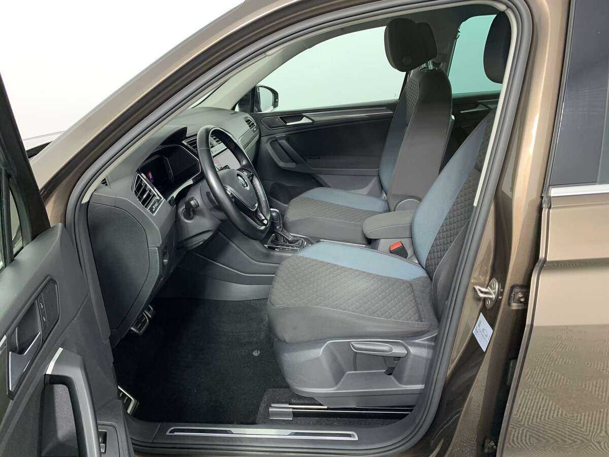 Купить Volkswagen Tiguan с пробегом. Фото: #13