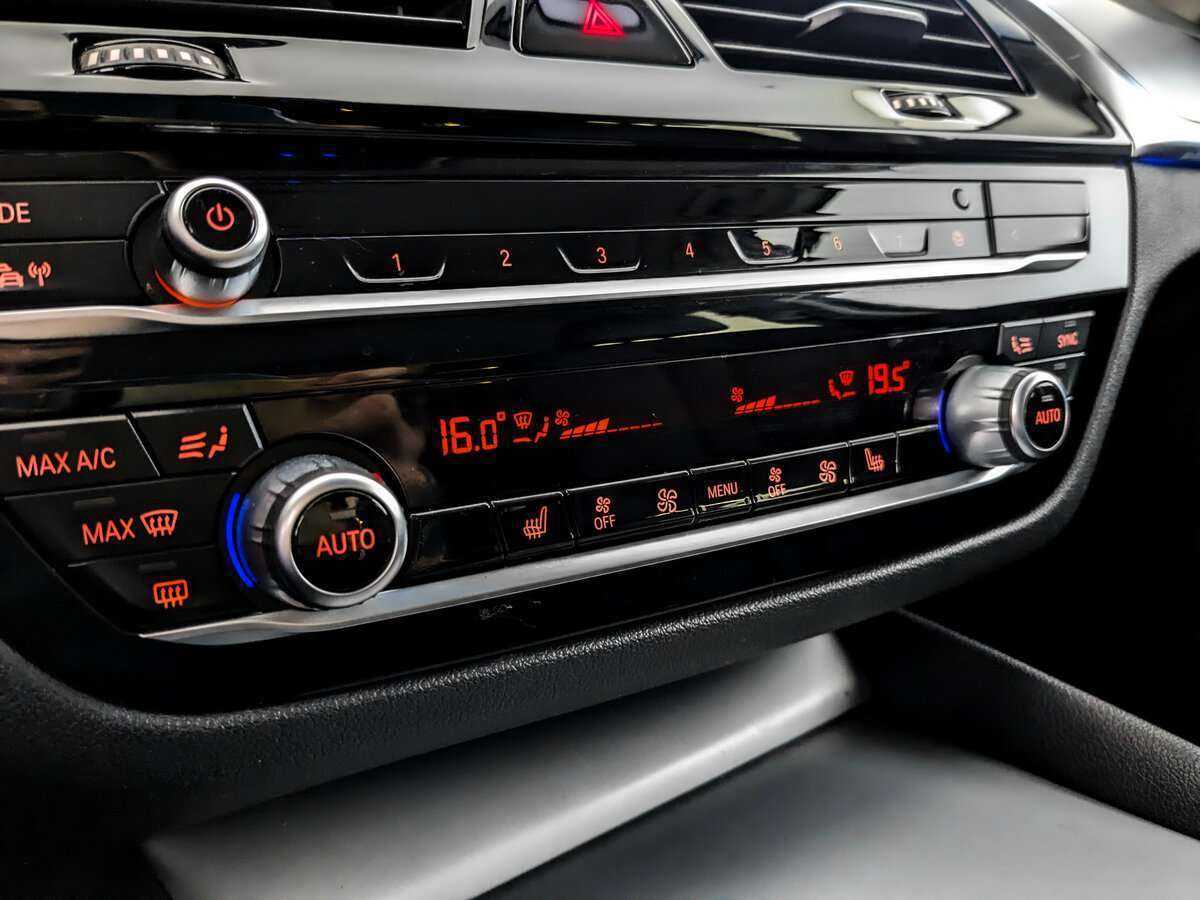 Купить BMW 5 серии с пробегом. Фото: #21