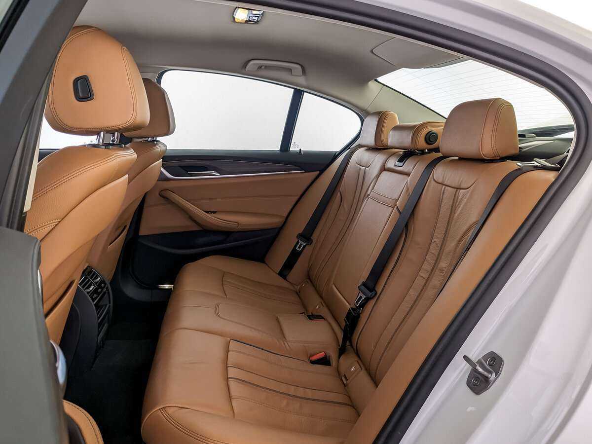 Купить BMW 5 серии с пробегом. Фото: #11