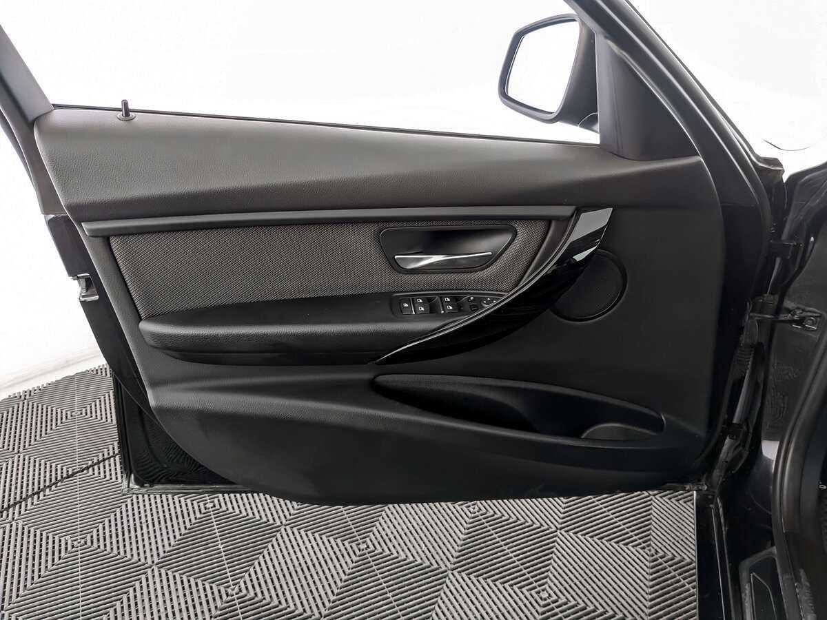 Купить BMW 3 серии с пробегом. Фото: #14