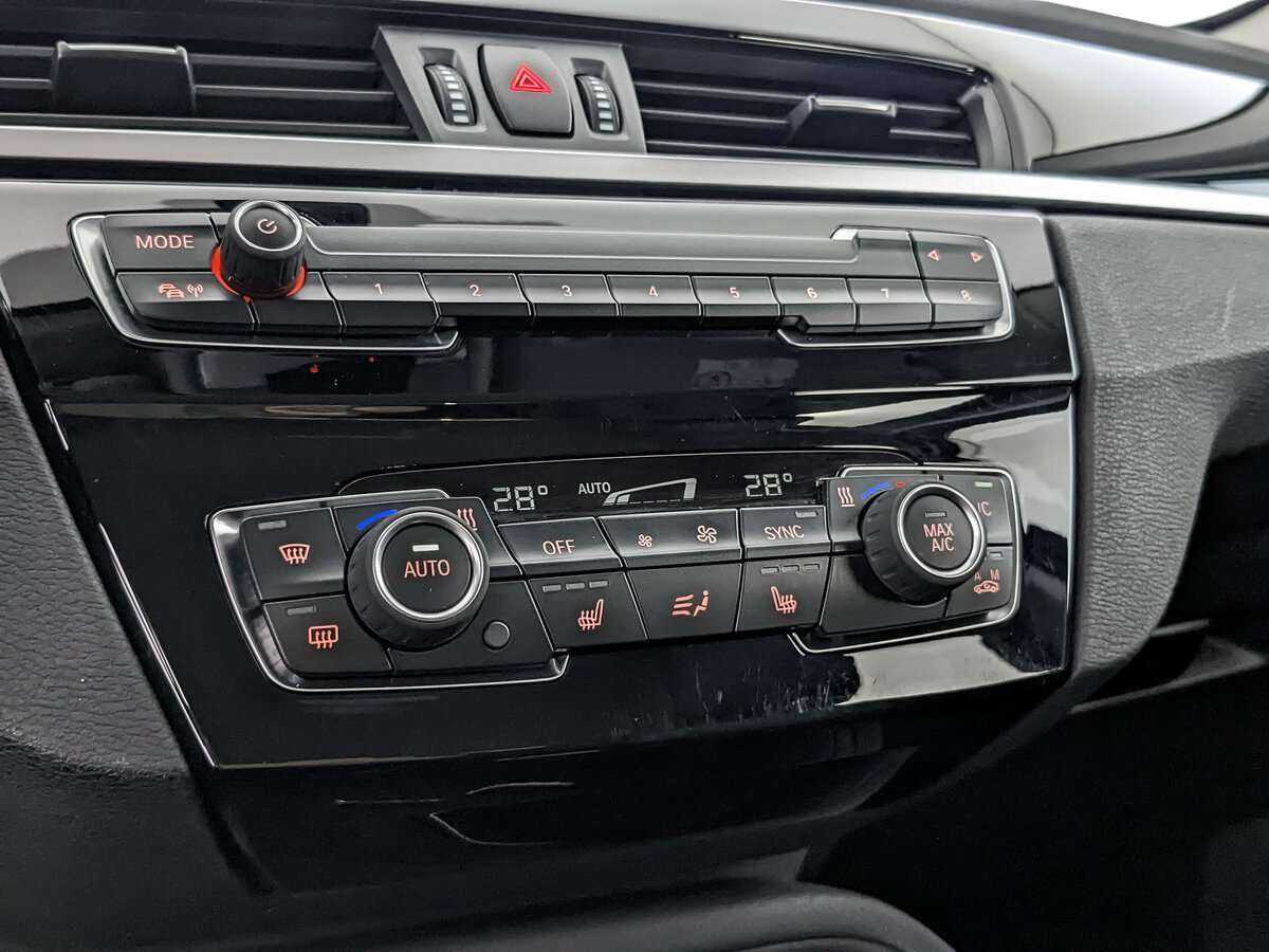 Купить BMW X1 с пробегом. Фото: #18