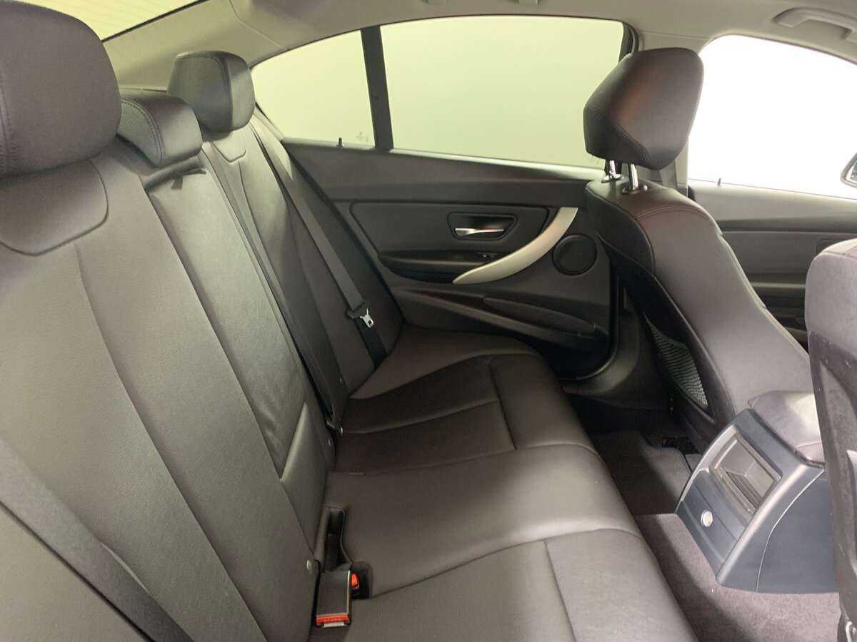 Купить BMW 3 серии с пробегом. Фото: #14