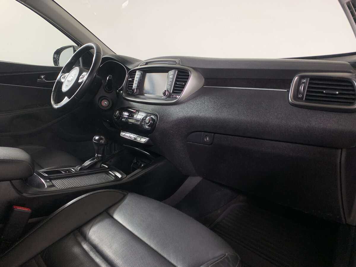 Купить Kia Sorento с пробегом. Фото: #13