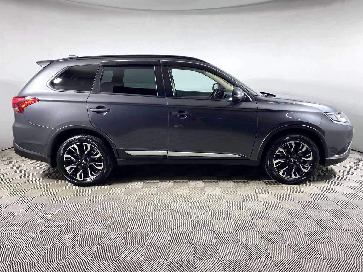 Купить Mitsubishi Outlander с пробегом. Фото: #3