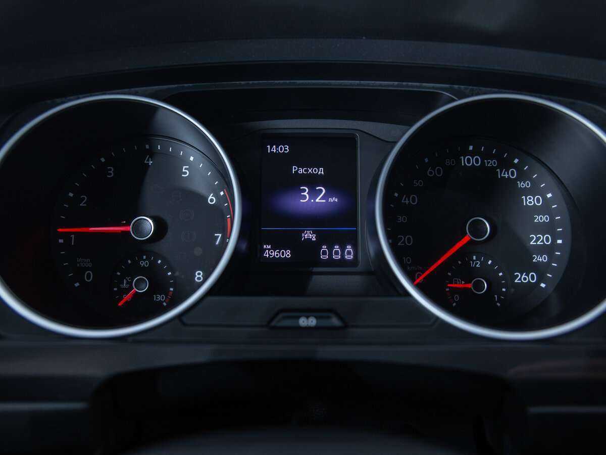 Купить Volkswagen Tiguan с пробегом. Фото: #8