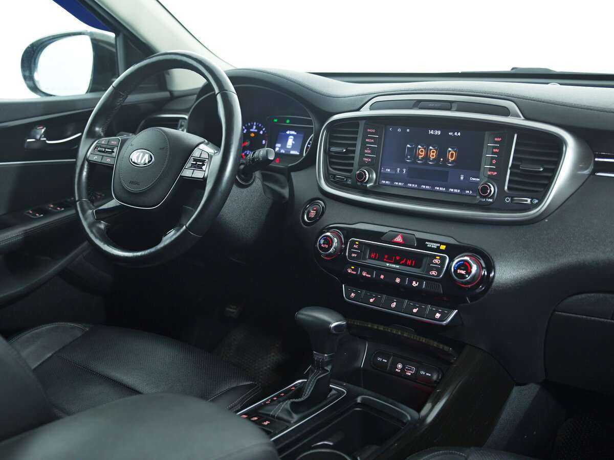 Купить Kia Sorento с пробегом. Фото: #10