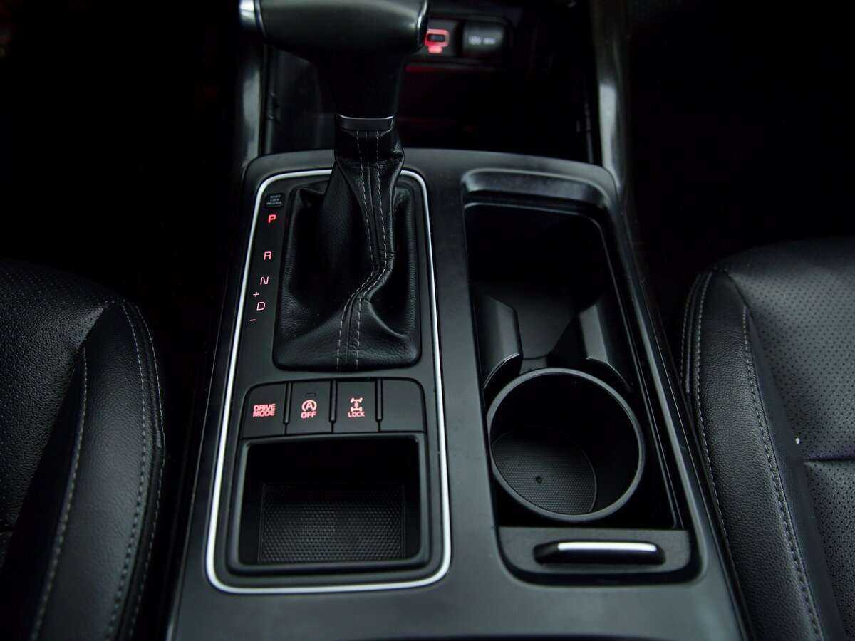 Купить Kia Sorento с пробегом. Фото: #16