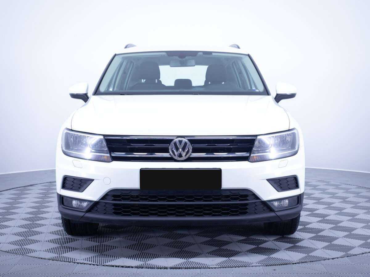 Купить Volkswagen Tiguan с пробегом. Фото: #1