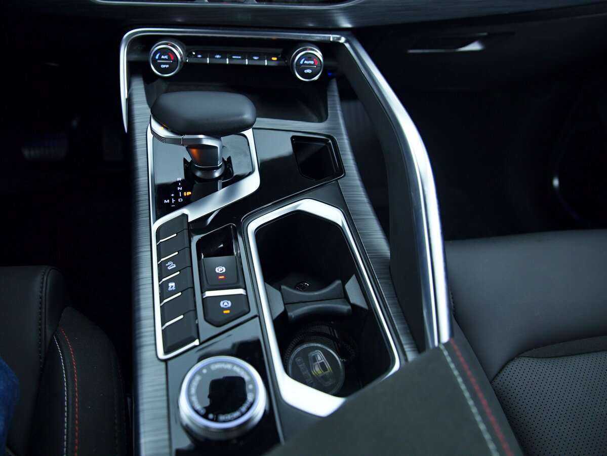 Купить Geely Tugella с пробегом. Фото: #17