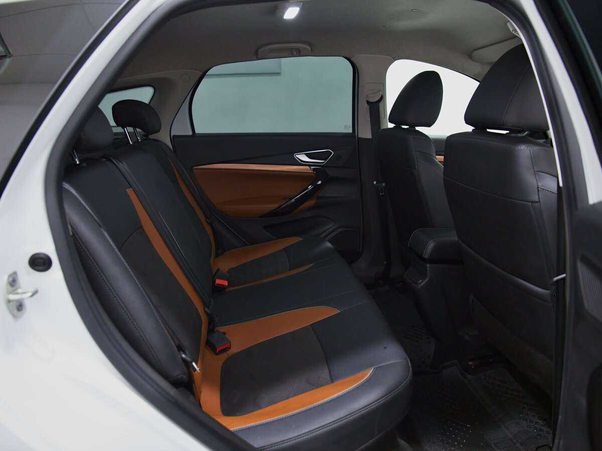 Купить Lada (ВАЗ) Vesta с пробегом. Фото: #13