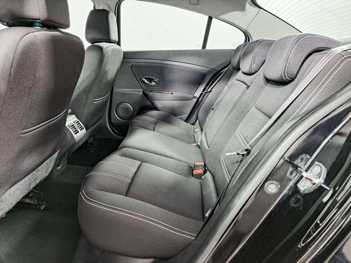 Купить Renault Fluence с пробегом. Фото: #9
