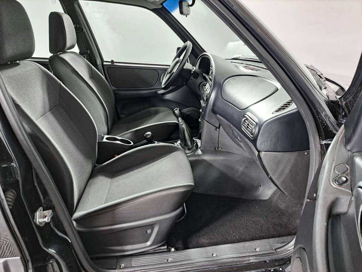 Купить Chevrolet Niva с пробегом. Фото: #8