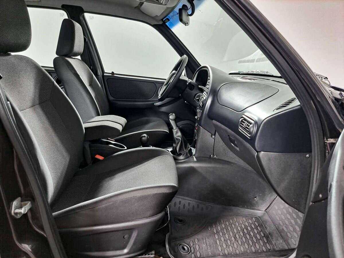 Купить Chevrolet Niva с пробегом. Фото: #8