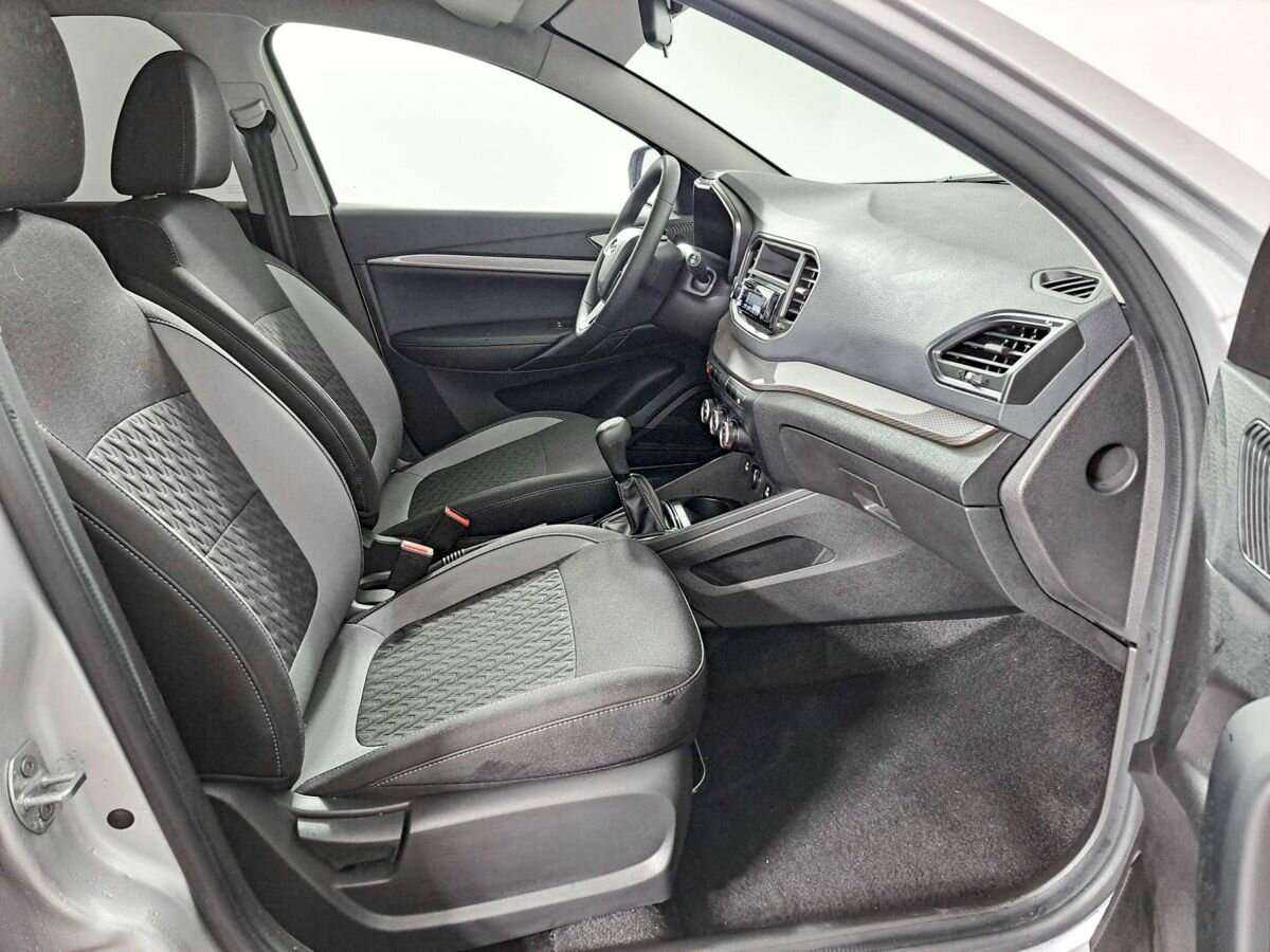 Купить Lada (ВАЗ) Vesta с пробегом. Фото: #10