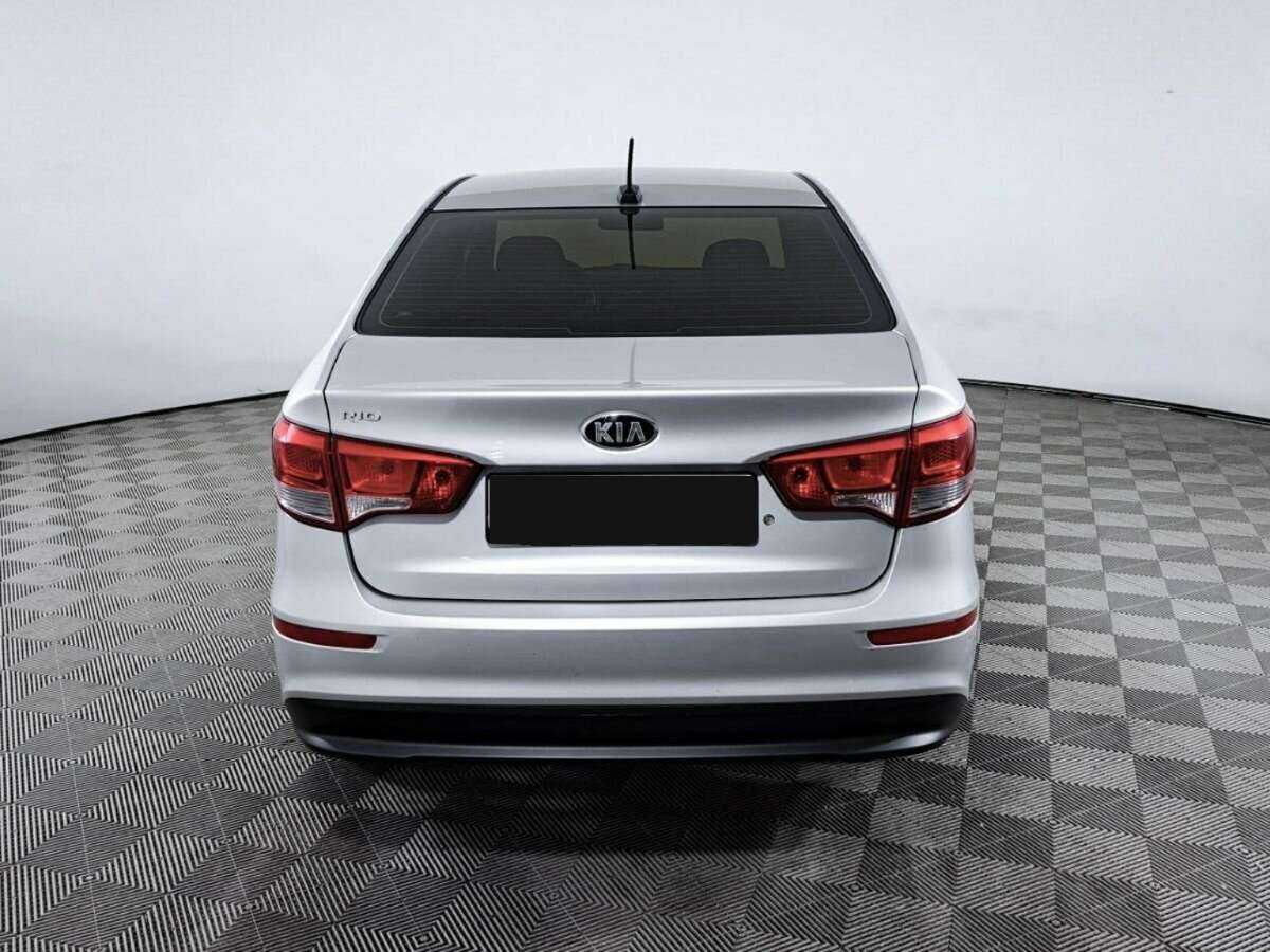 Купить Kia Rio с пробегом. Фото: #4