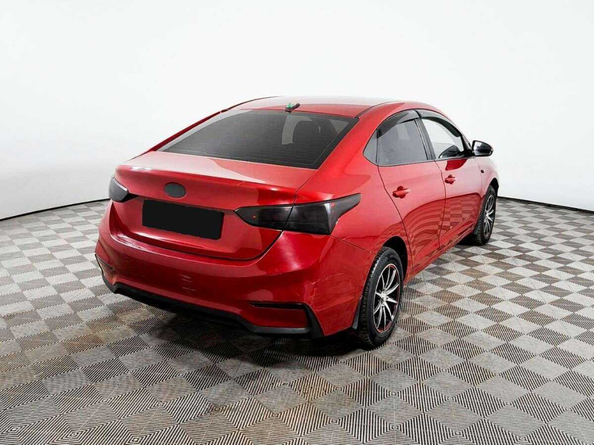 Купить Hyundai Solaris с пробегом. Фото: #3