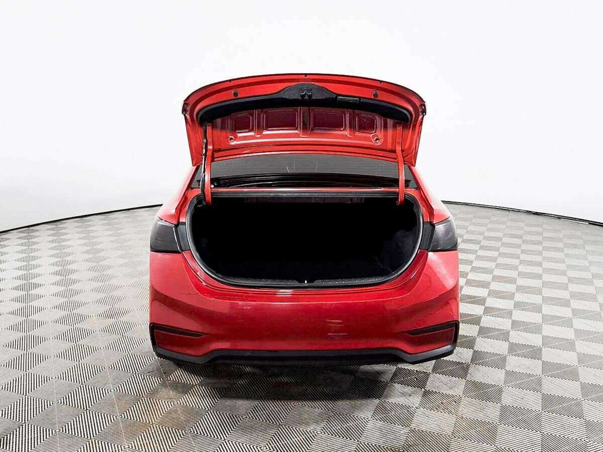 Купить Hyundai Solaris с пробегом. Фото: #7