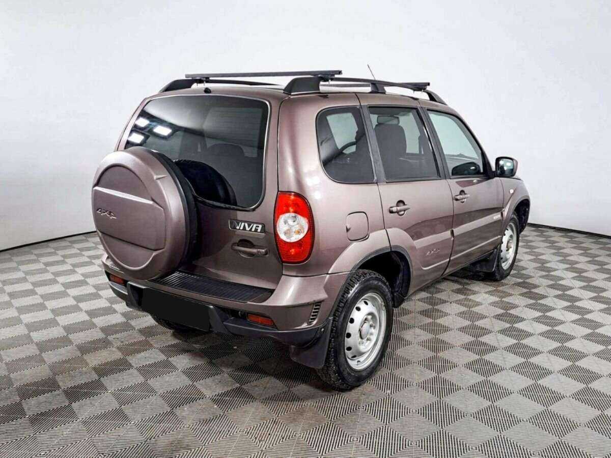 Купить Chevrolet Niva с пробегом. Фото: #4