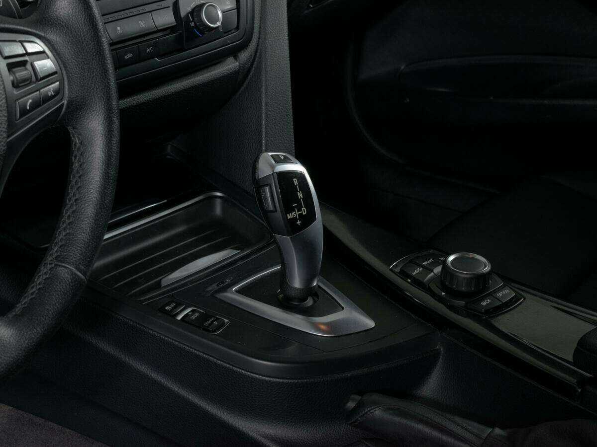 Купить BMW 3 серии с пробегом. Фото: #14