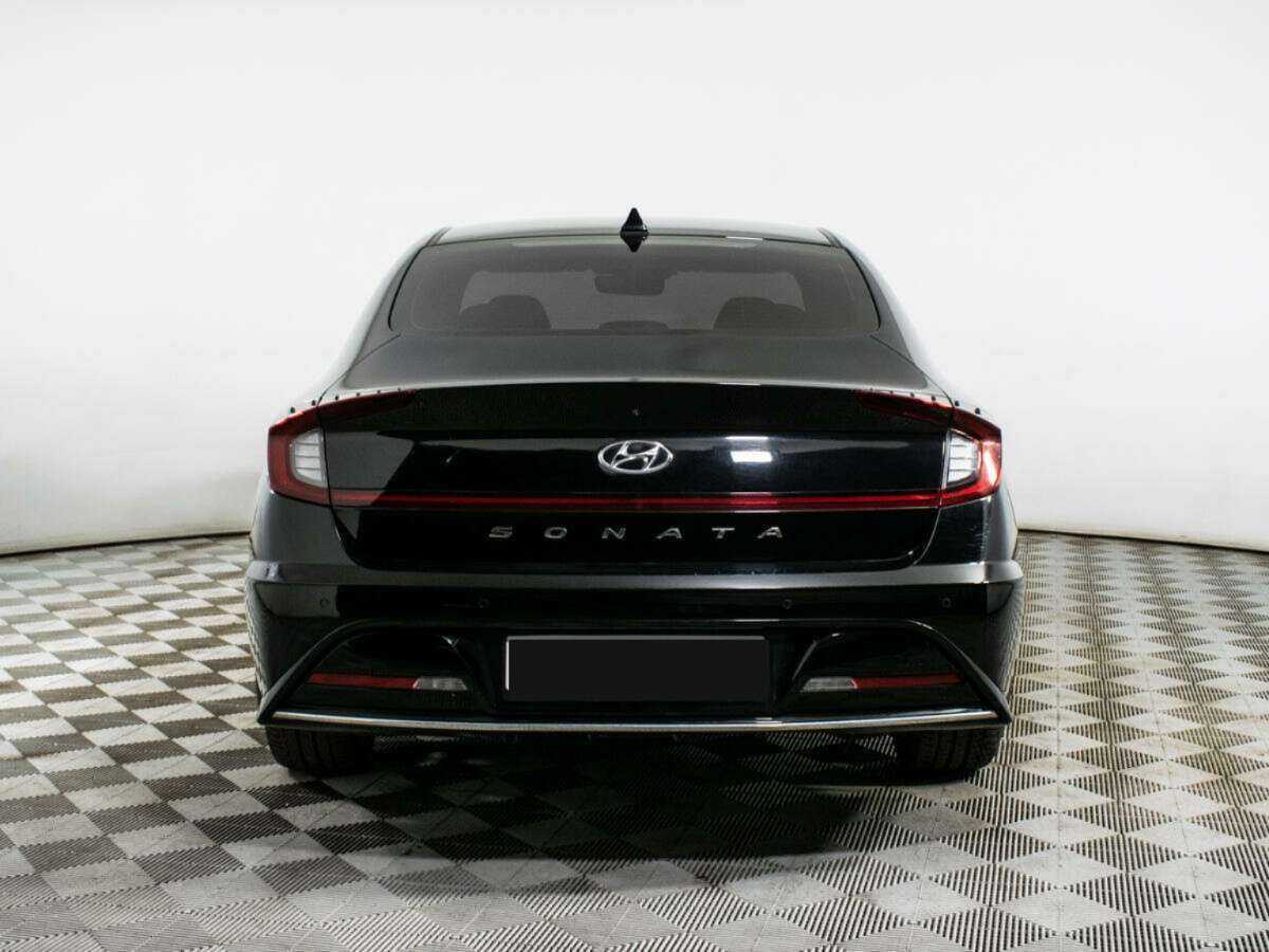 Купить Hyundai Sonata с пробегом. Фото: #4