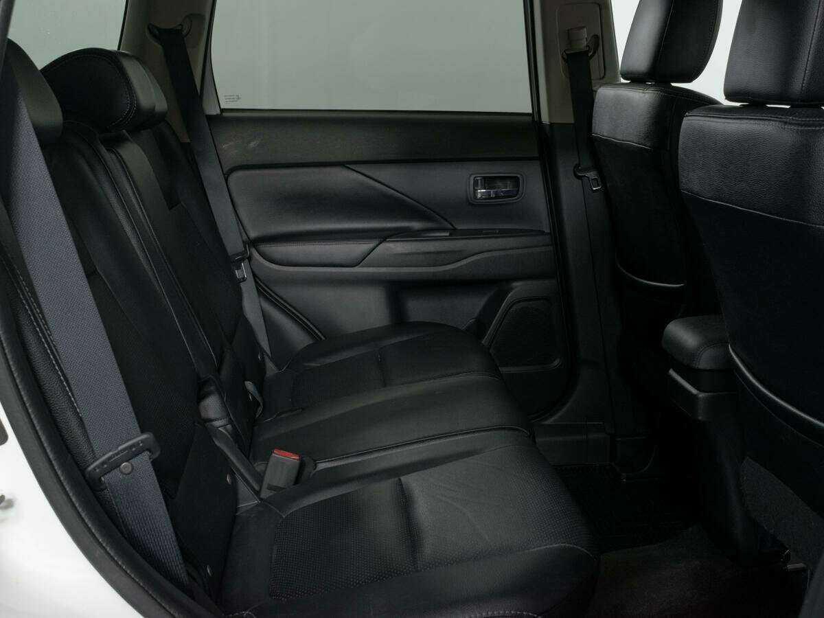 Продажа Б/У Митсубиши Оутлэндер. Фото: #10