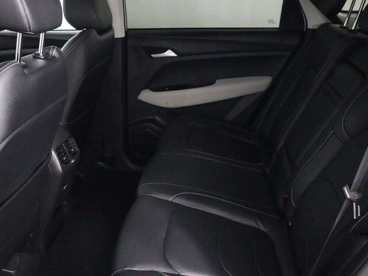 Купить Chevrolet Captiva с пробегом. Фото: #8