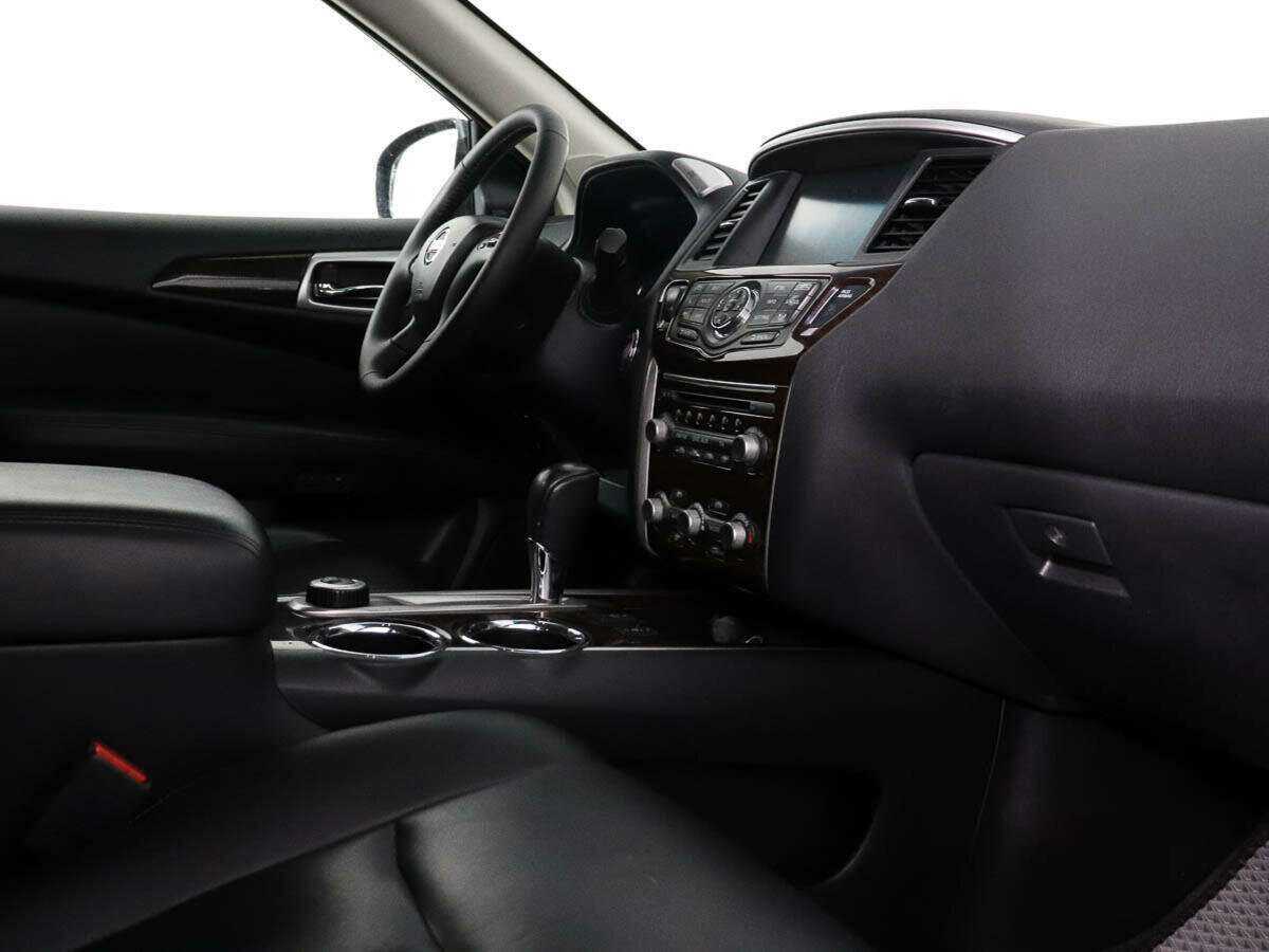 Купить Nissan Pathfinder с пробегом. Фото: #8