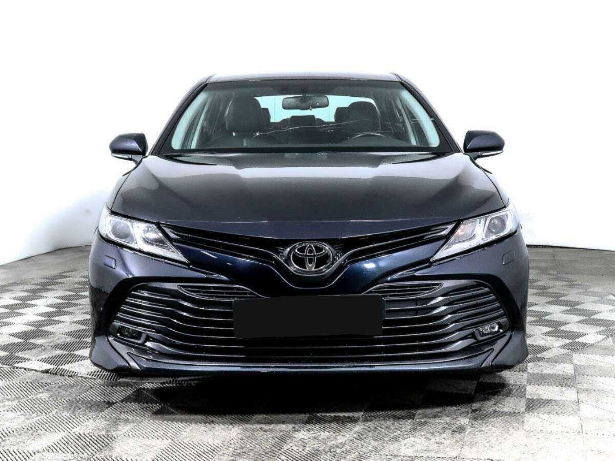 Купить Toyota Camry с пробегом. Фото: #1