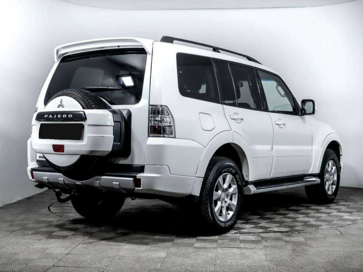 Купить Mitsubishi Pajero с пробегом. Фото: #3