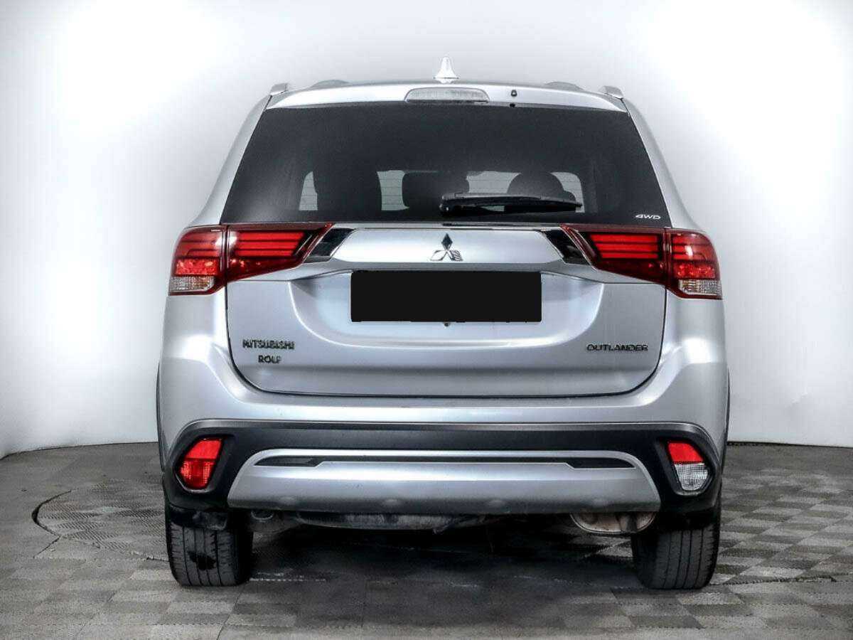 Купить Mitsubishi Outlander с пробегом. Фото: #4