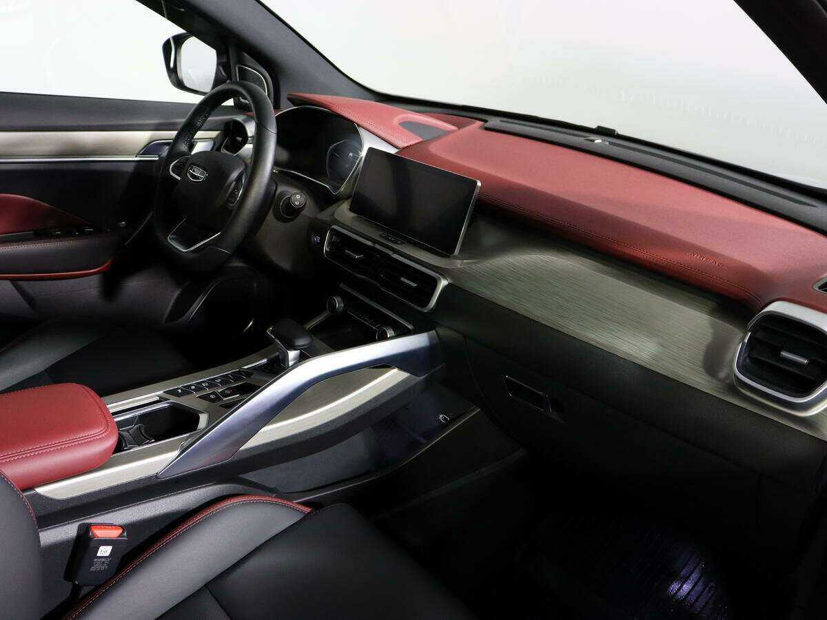 Купить Geely Coolray с пробегом. Фото: #8