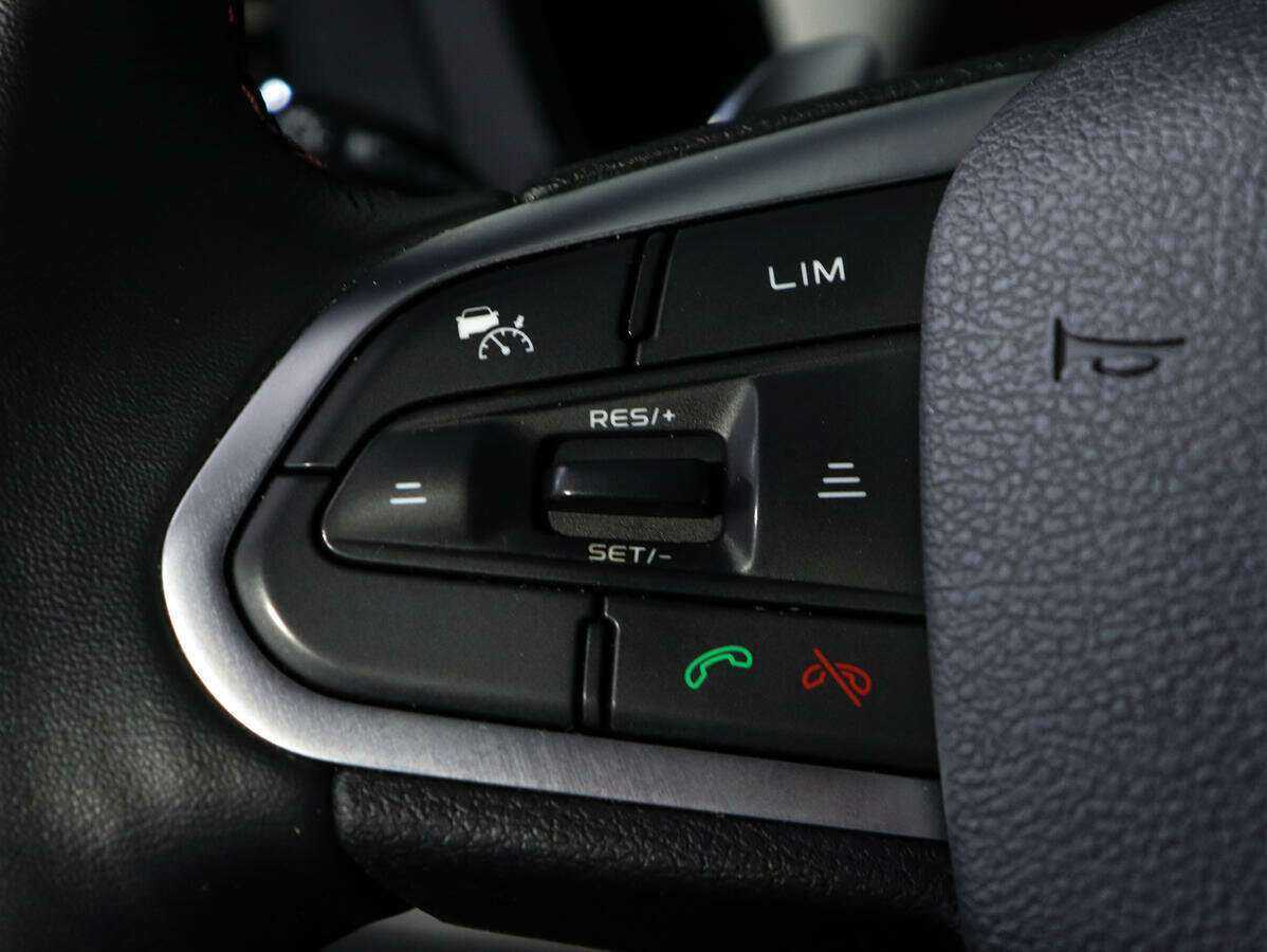 Купить Geely Tugella с пробегом. Фото: #18