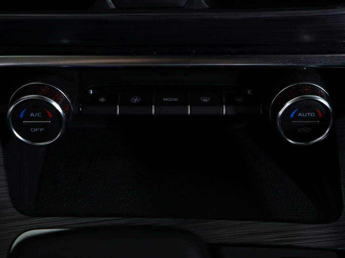 Купить Geely Tugella с пробегом. Фото: #21