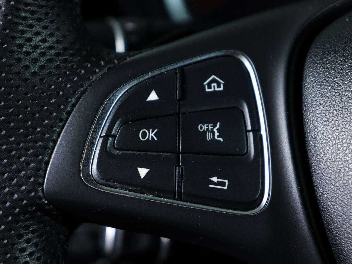 Купить Mercedes-Benz C-Класс с пробегом. Фото: #17