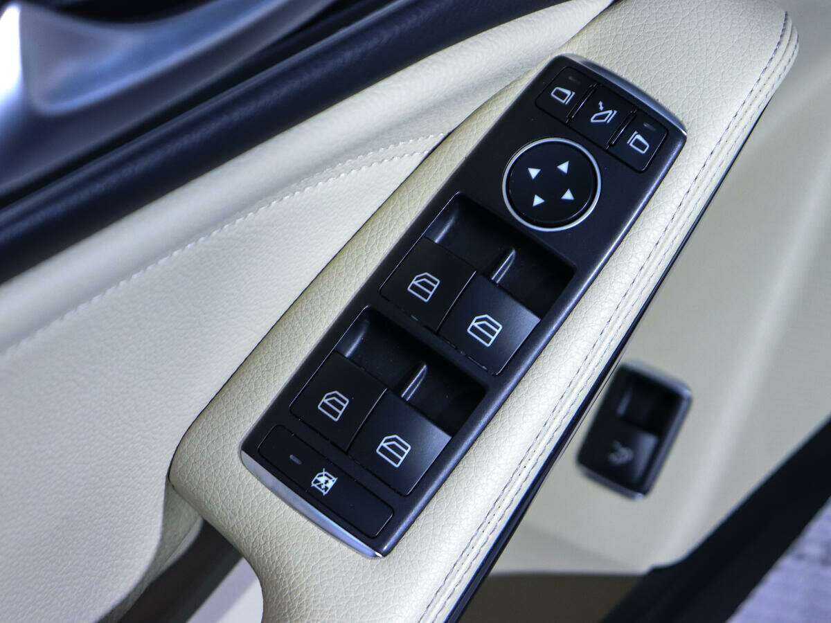 Купить Mercedes-Benz CLA с пробегом. Фото: #13