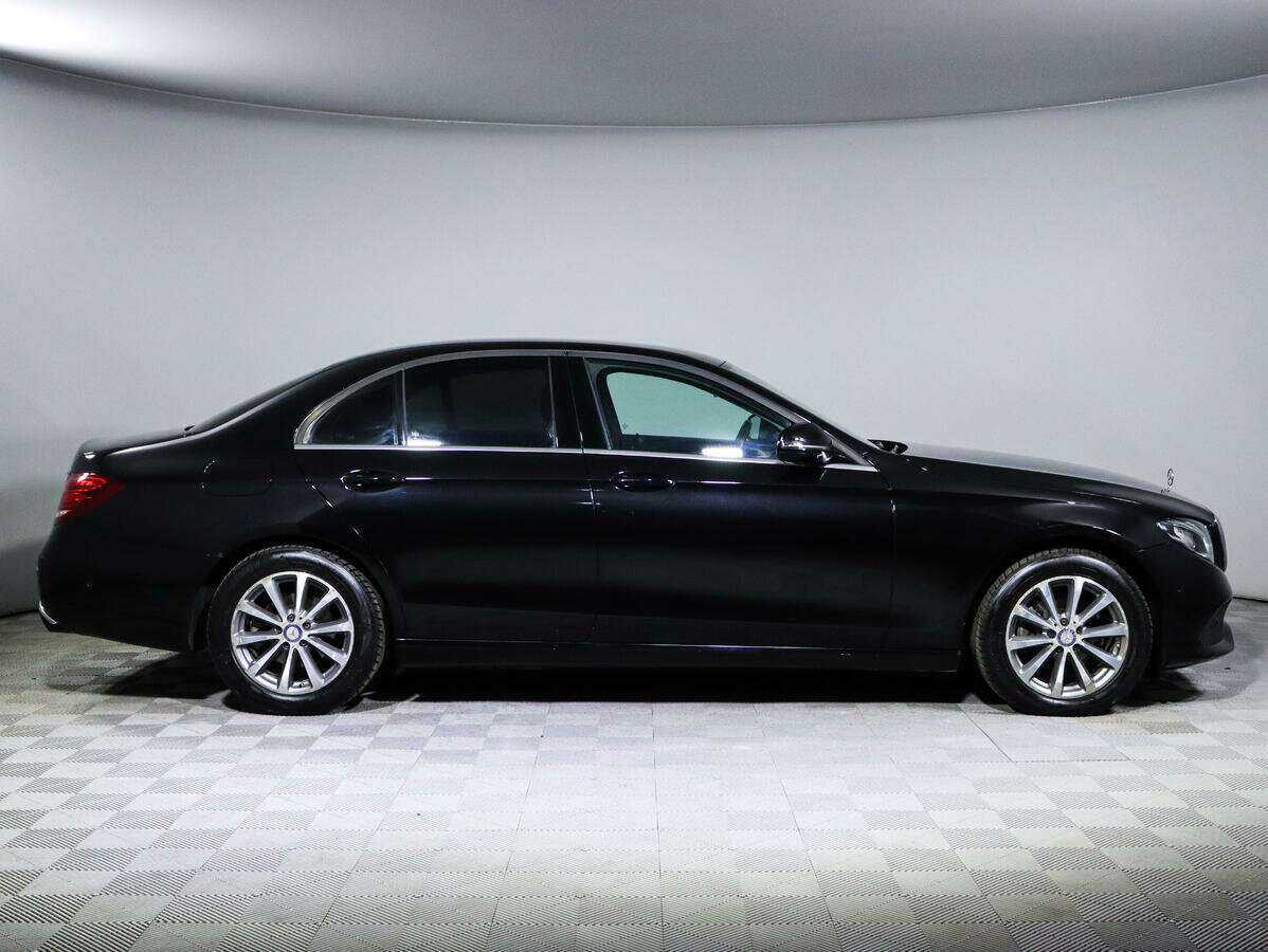 Купить Mercedes-Benz E-Класс с пробегом. Фото: #3