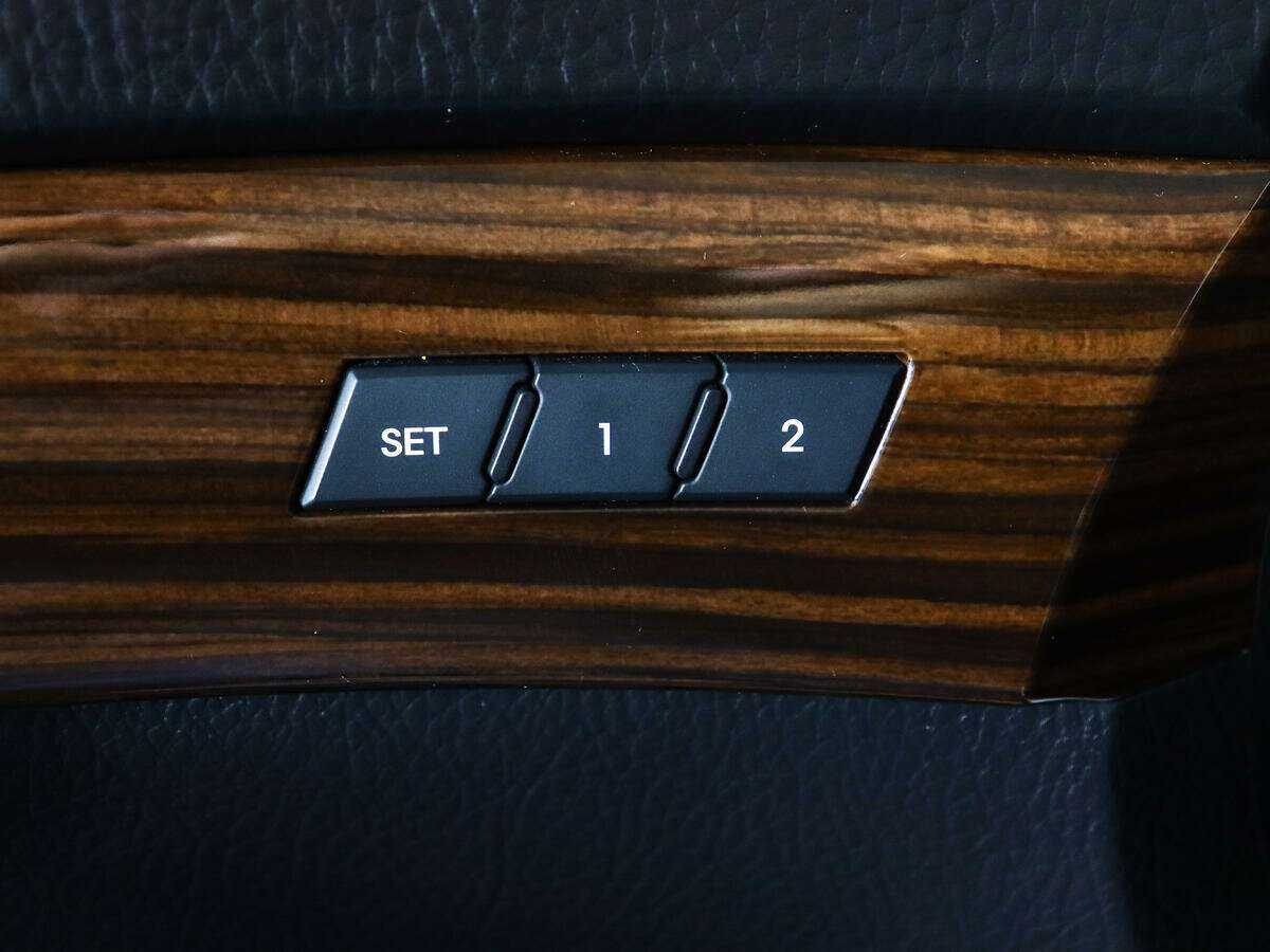 Купить Kia Mohave с пробегом. Фото: #19