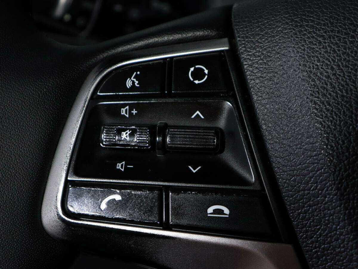 Купить Hyundai Solaris с пробегом. Фото: #10