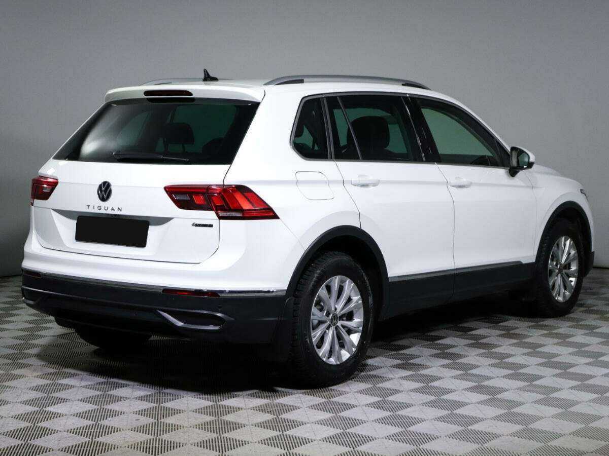 Купить Volkswagen Tiguan с пробегом. Фото: #4