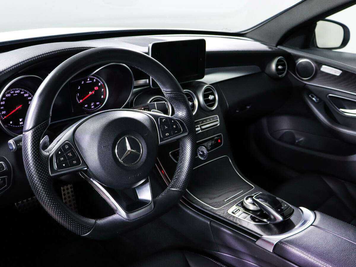 Купить Mercedes-Benz C-Класс с пробегом. Фото: #11