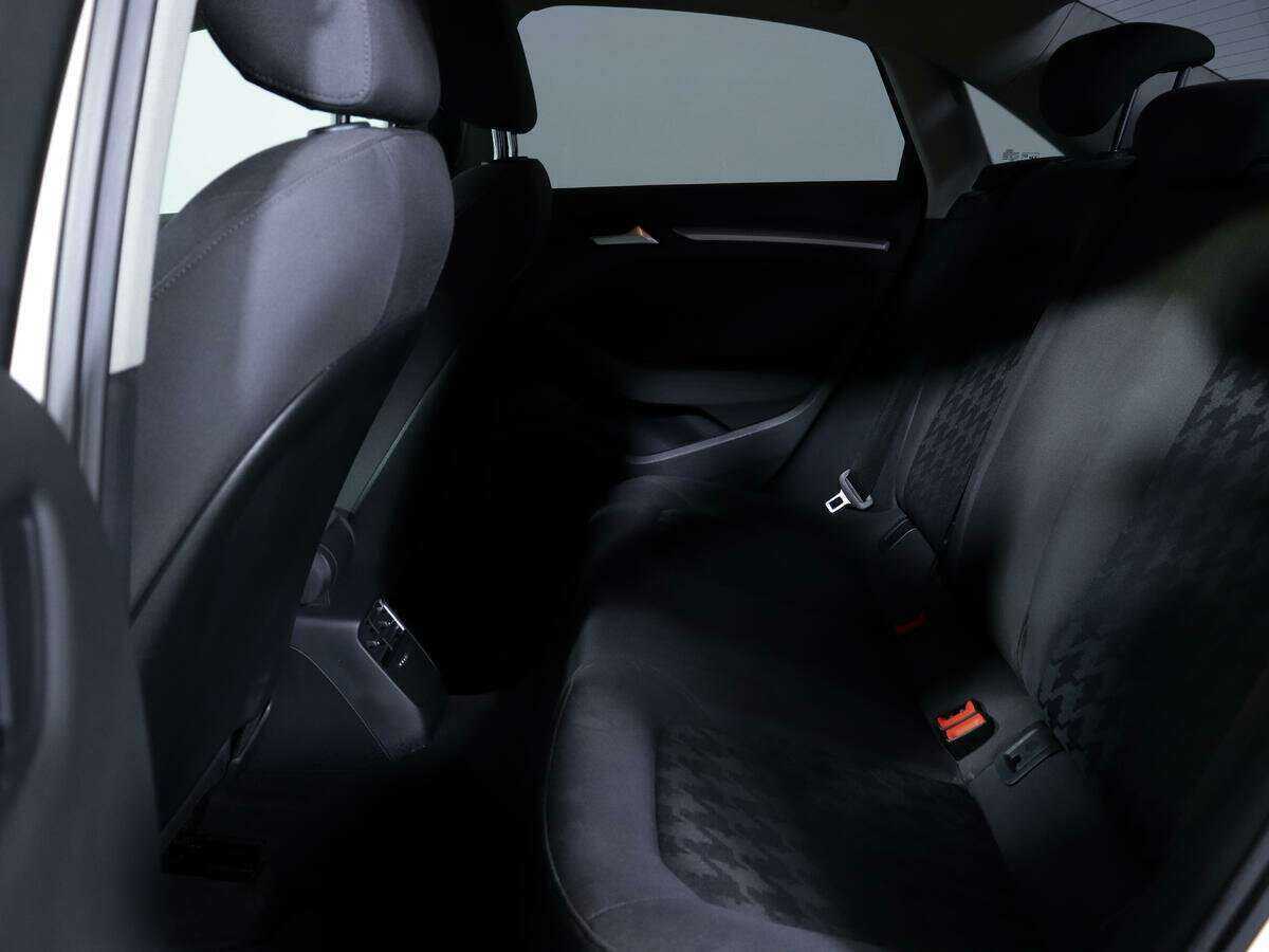 Купить Audi A3 с пробегом. Фото: #6