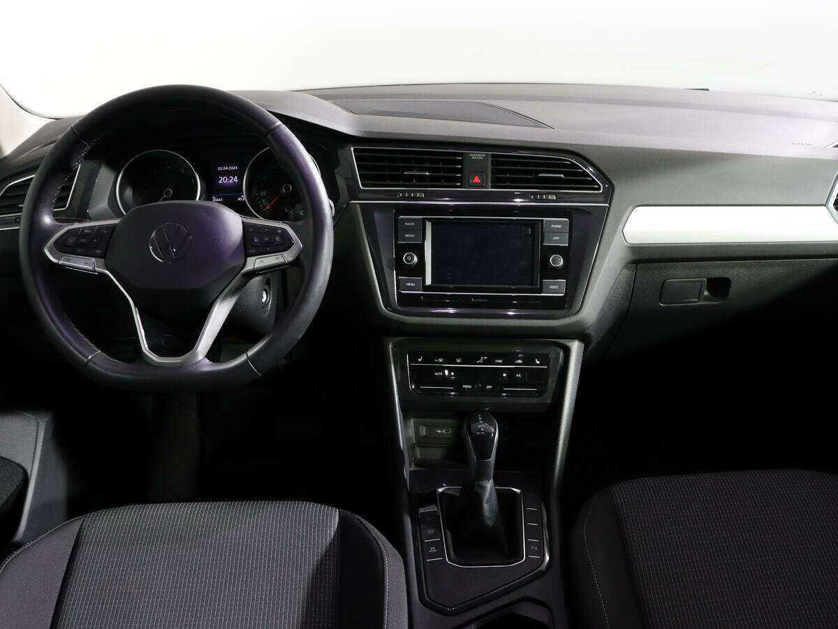 Купить Volkswagen Tiguan с пробегом. Фото: #10