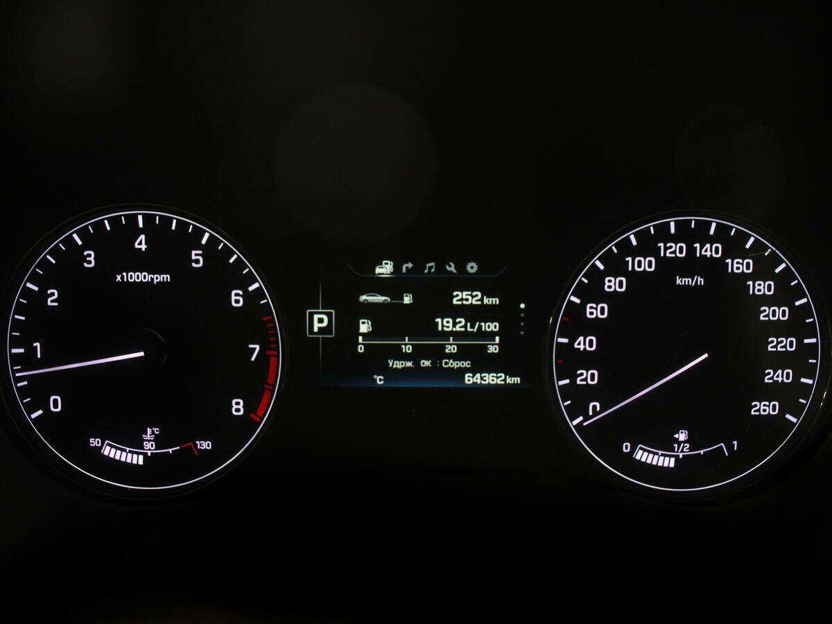 Купить Hyundai Genesis с пробегом. Фото: #8