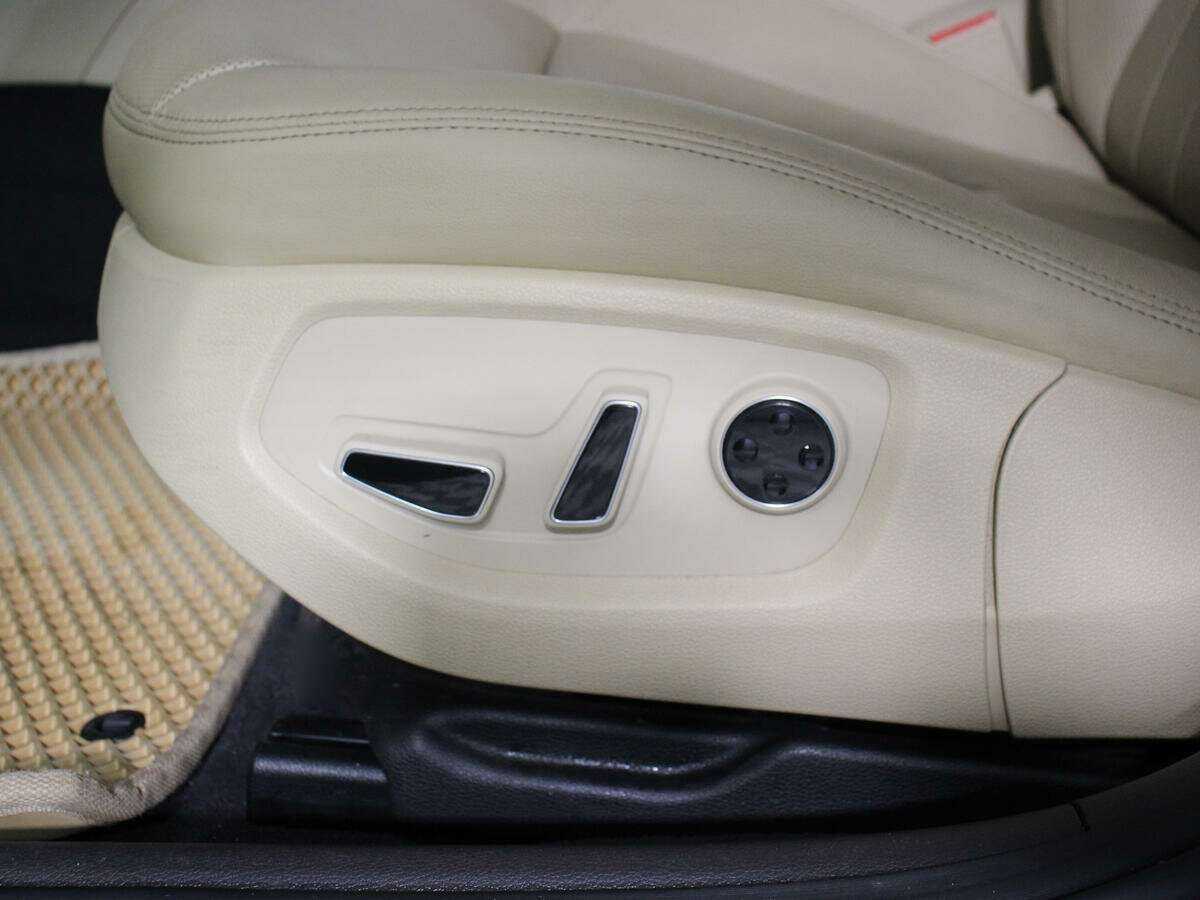 Купить Hyundai Genesis с пробегом. Фото: #14