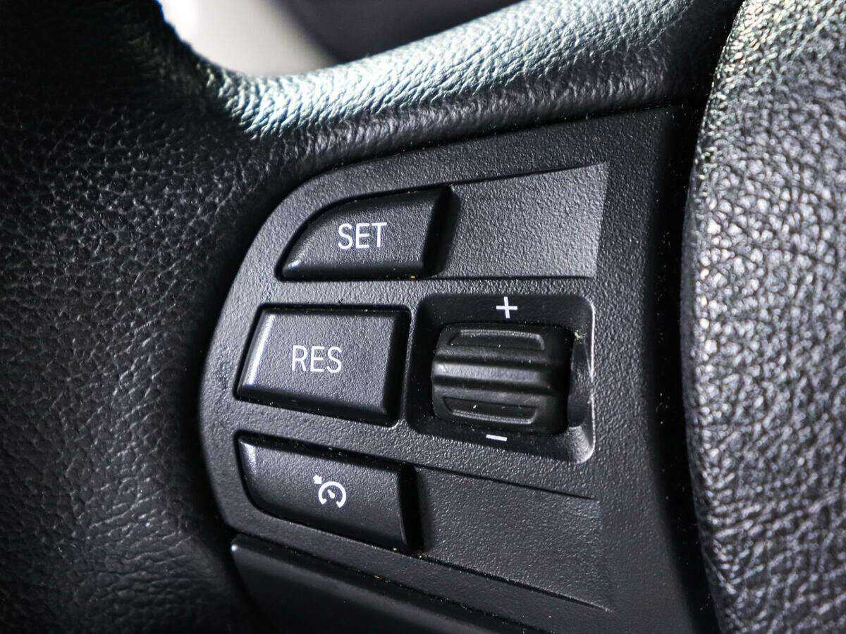 Купить BMW 3 серии с пробегом. Фото: #13