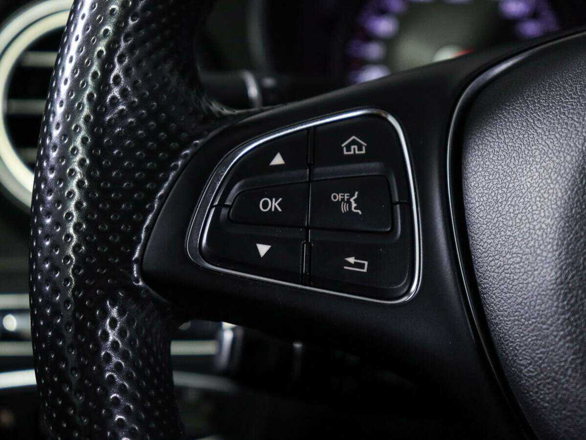 Купить Mercedes-Benz C-Класс с пробегом. Фото: #18